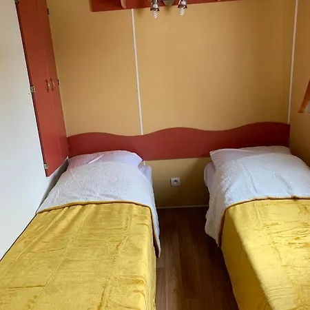 De La Ferme Aux Anesses, Mobil Caline