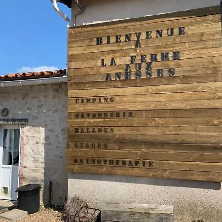De La Ferme Aux Anesses, Mobil Caline