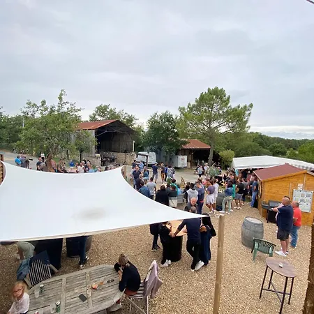De La Ferme Aux Anesses, Mobil Caline Bressuire